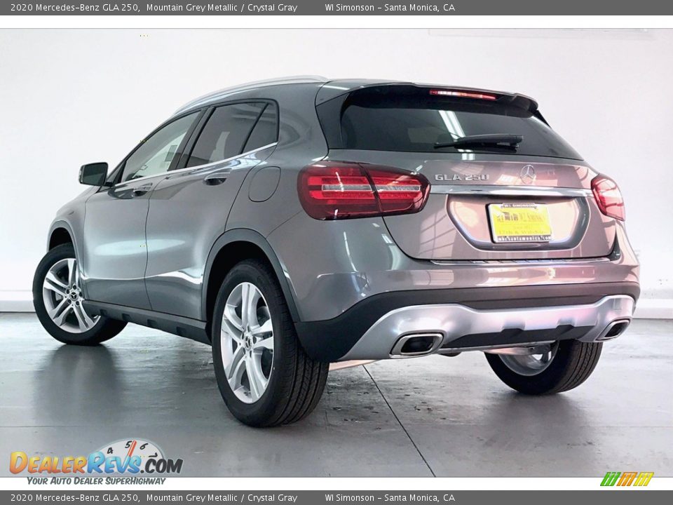 2020 Mercedes-Benz GLA 250 Mountain Grey Metallic / Crystal Gray Photo #2