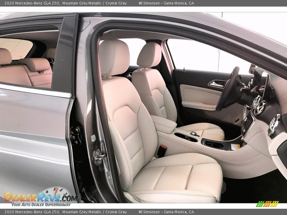 Crystal Gray Interior - 2020 Mercedes-Benz GLA 250 Photo #5