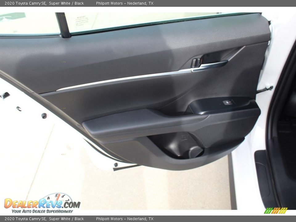 2020 Toyota Camry SE Super White / Black Photo #19