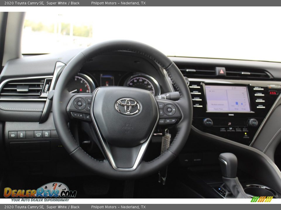 Controls of 2020 Toyota Camry SE Photo #22