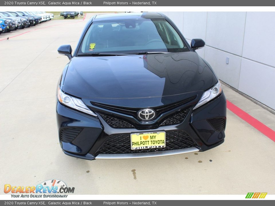 2020 Toyota Camry XSE Galactic Aqua Mica / Black Photo #3