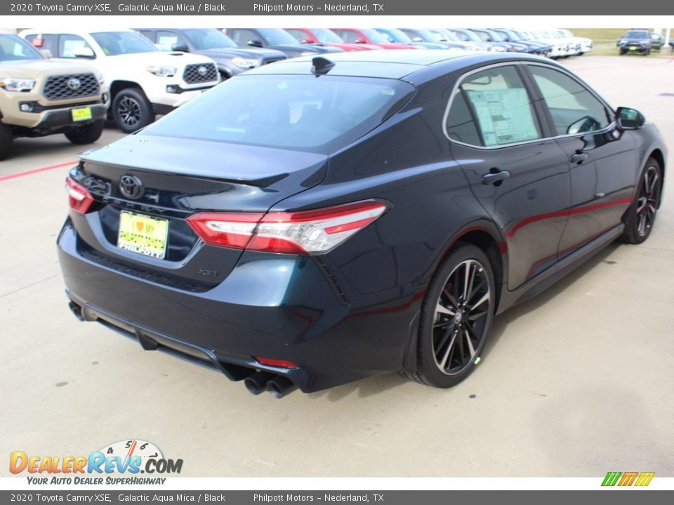 2020 Toyota Camry XSE Galactic Aqua Mica / Black Photo #8