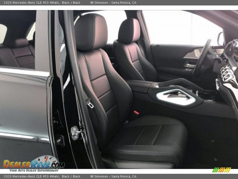 Front Seat of 2020 Mercedes-Benz GLE 450 4Matic Photo #5