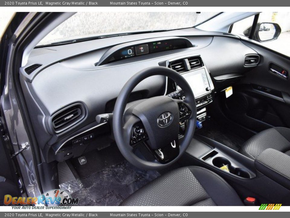 2020 Toyota Prius LE Magnetic Gray Metallic / Black Photo #5