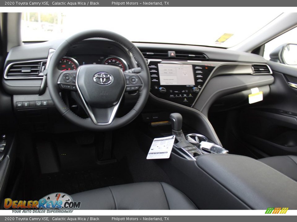 2020 Toyota Camry XSE Galactic Aqua Mica / Black Photo #22