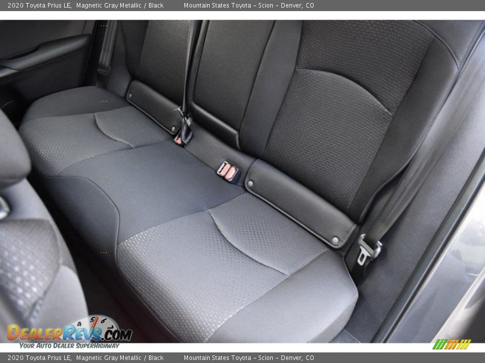 2020 Toyota Prius LE Magnetic Gray Metallic / Black Photo #9