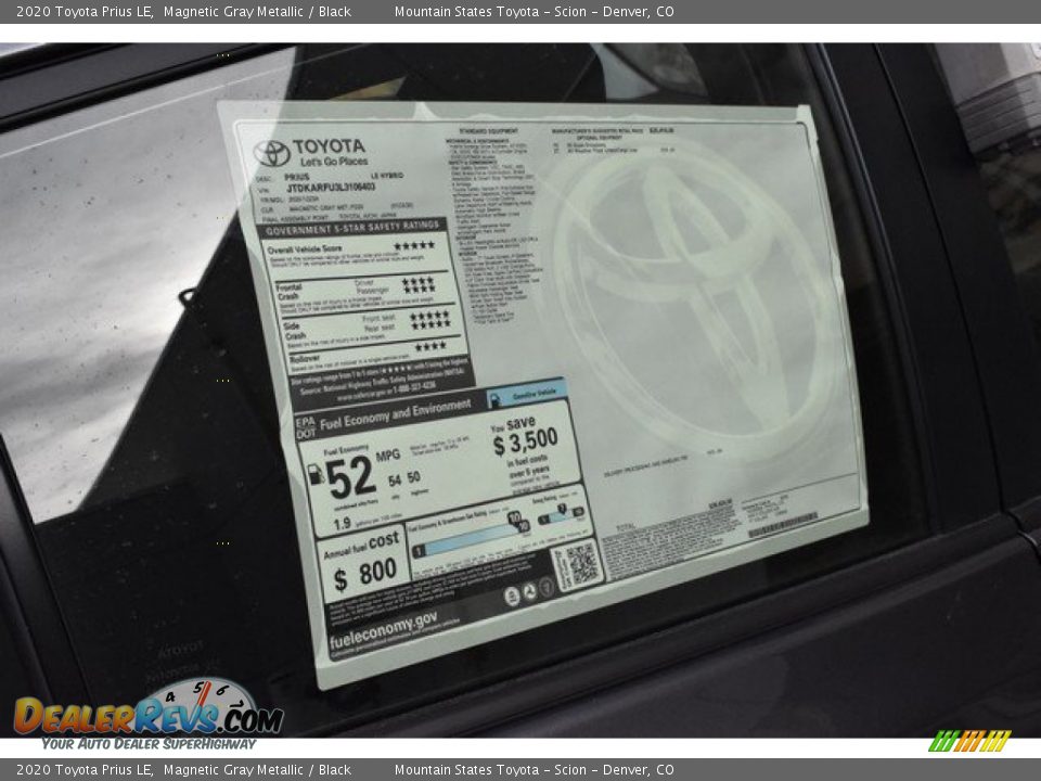 2020 Toyota Prius LE Magnetic Gray Metallic / Black Photo #10
