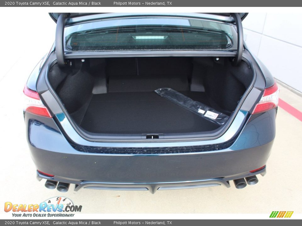 2020 Toyota Camry XSE Trunk Photo #25