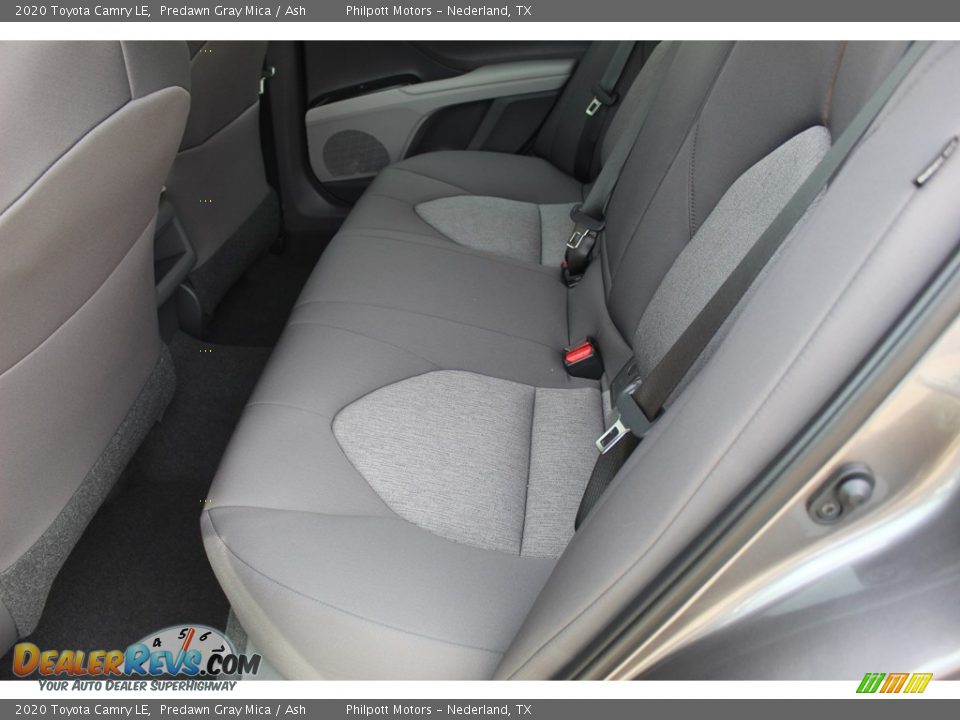 2020 Toyota Camry LE Predawn Gray Mica / Ash Photo #20