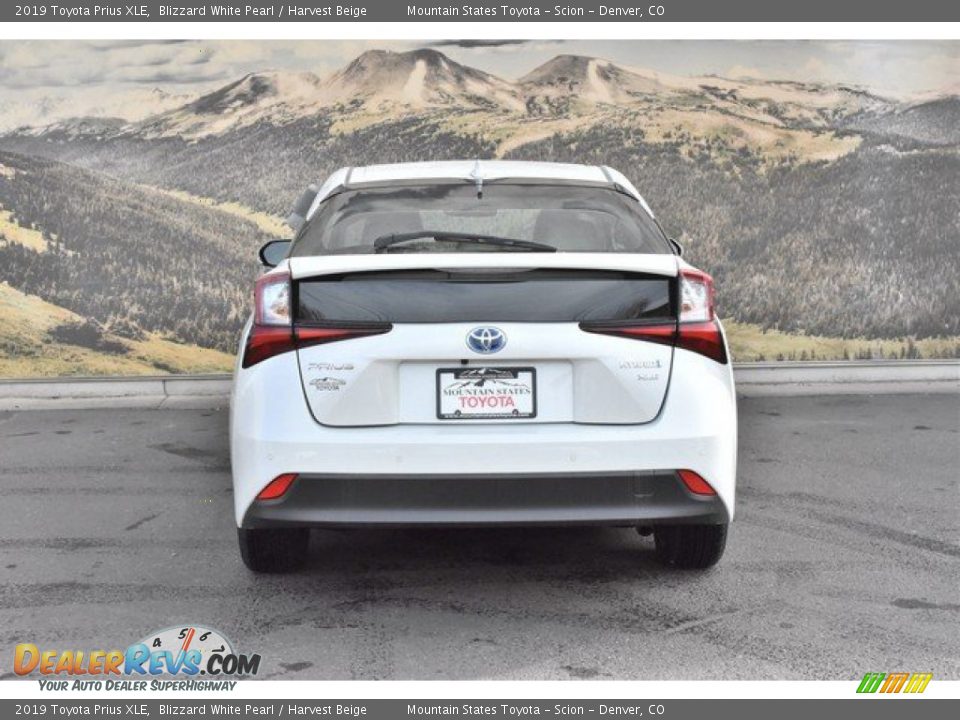 2019 Toyota Prius XLE Blizzard White Pearl / Harvest Beige Photo #4