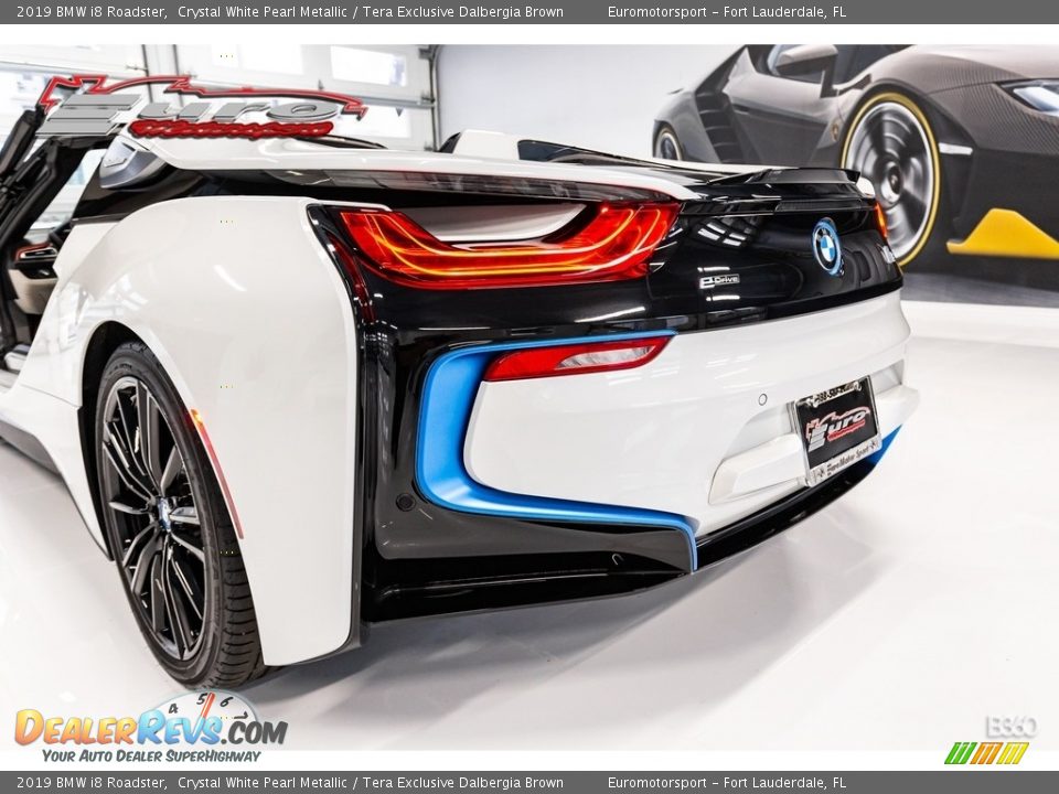 2019 BMW i8 Roadster Crystal White Pearl Metallic / Tera Exclusive Dalbergia Brown Photo #11