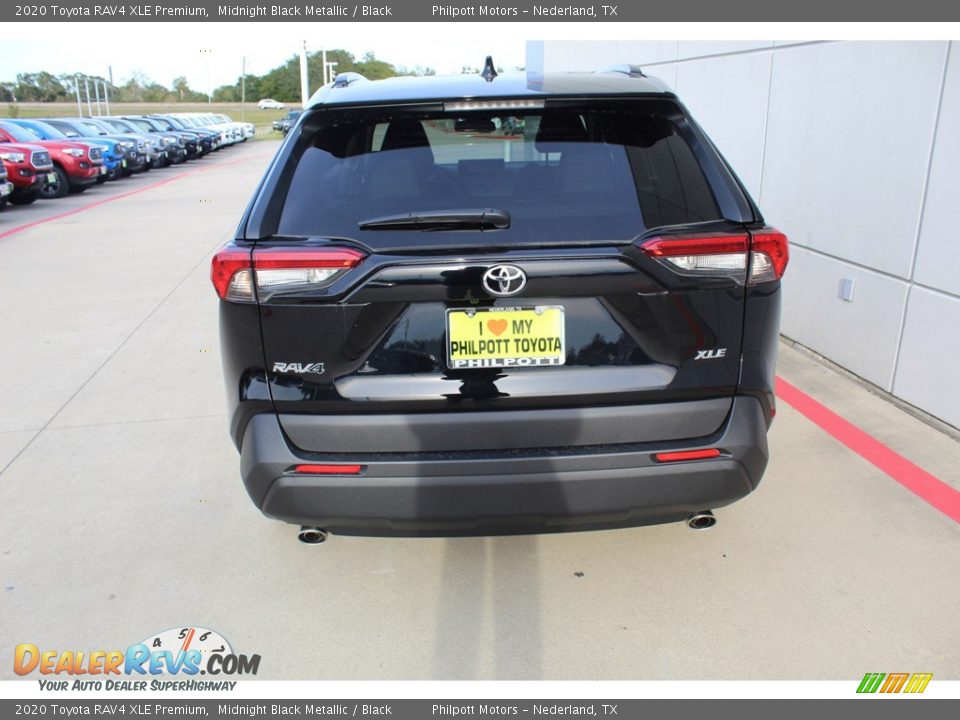 2020 Toyota RAV4 XLE Premium Midnight Black Metallic / Black Photo #7
