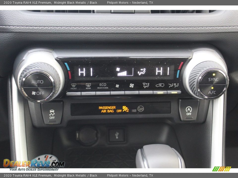 2020 Toyota RAV4 XLE Premium Midnight Black Metallic / Black Photo #17