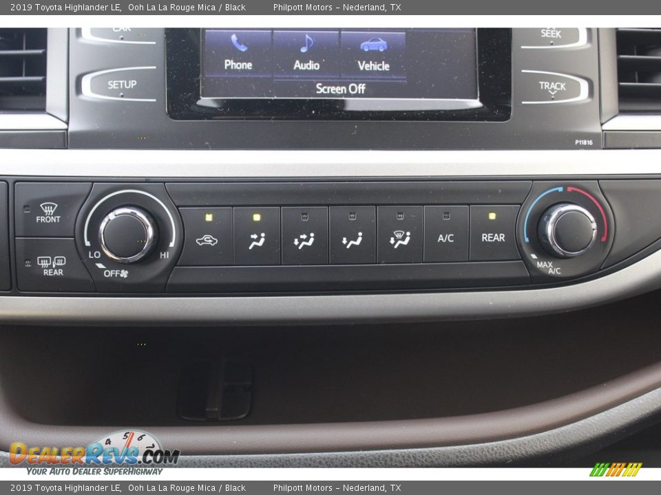 2019 Toyota Highlander LE Ooh La La Rouge Mica / Black Photo #15