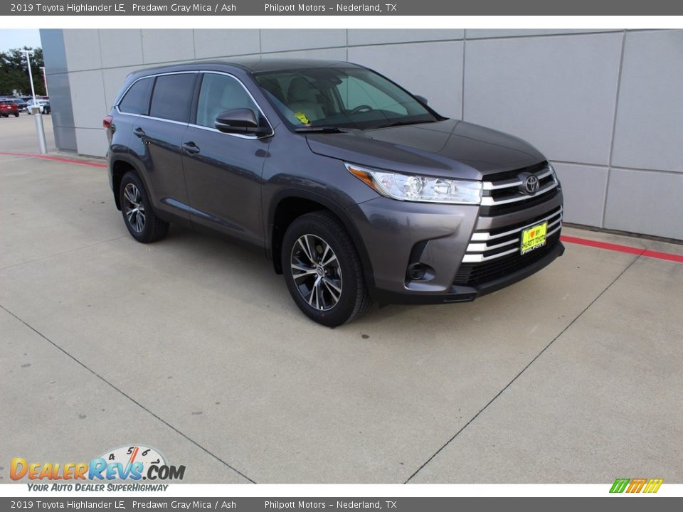 2019 Toyota Highlander LE Predawn Gray Mica / Ash Photo #2