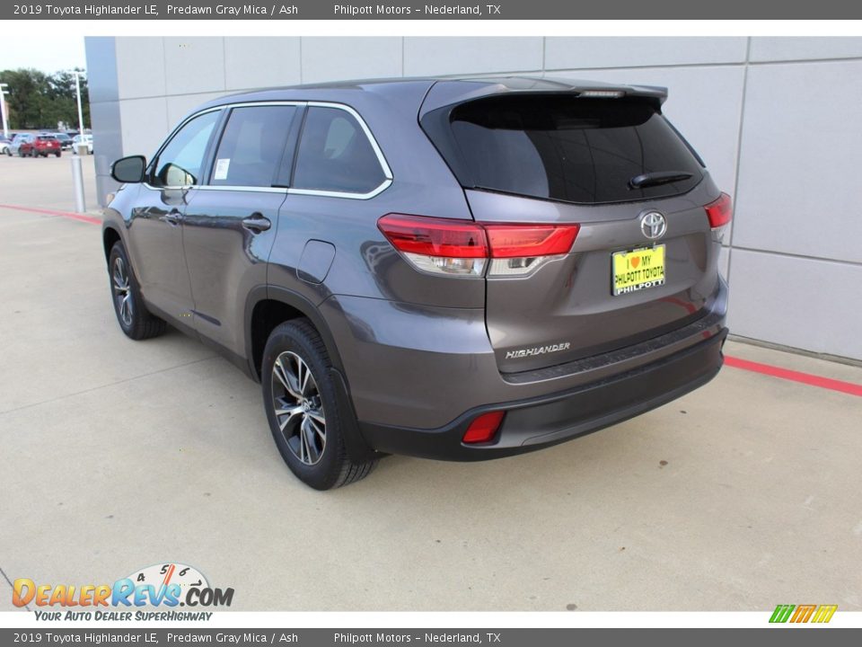 2019 Toyota Highlander LE Predawn Gray Mica / Ash Photo #6