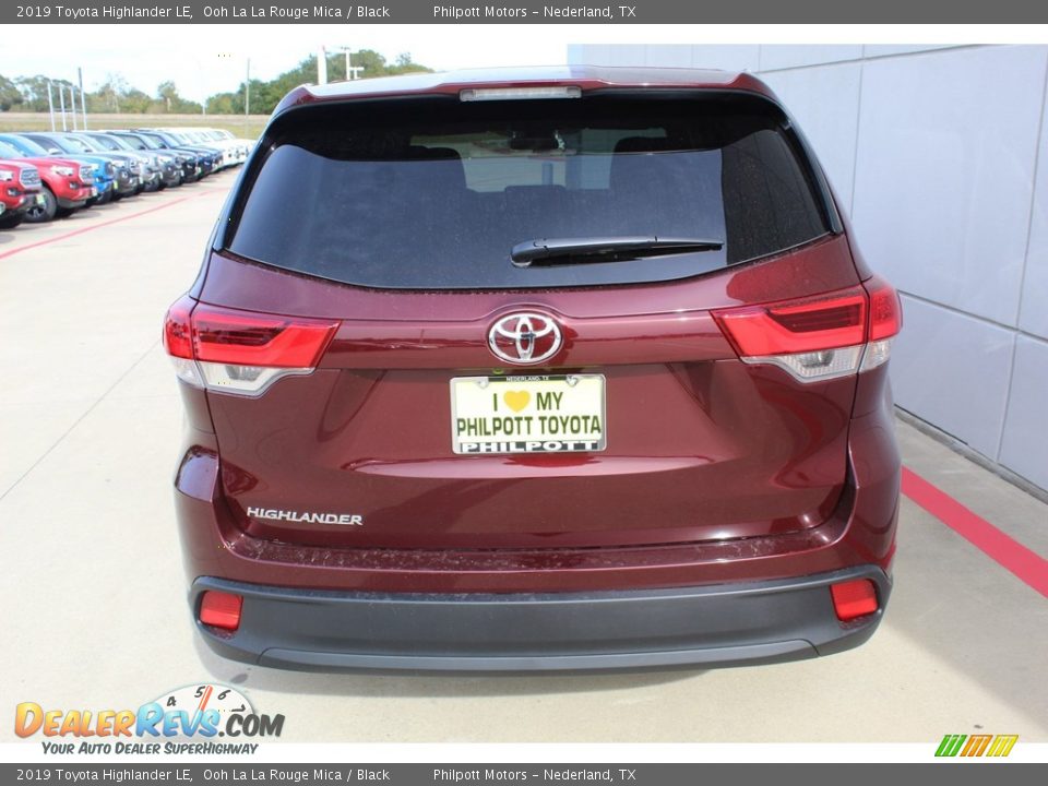 2019 Toyota Highlander LE Ooh La La Rouge Mica / Black Photo #7