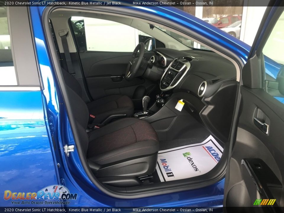 Jet Black Interior - 2020 Chevrolet Sonic LT Hatchback Photo #14