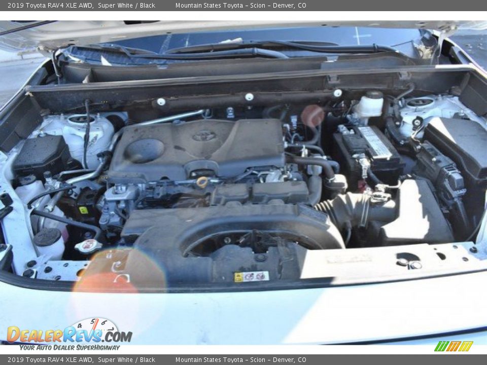 2019 Toyota RAV4 XLE AWD Super White / Black Photo #9