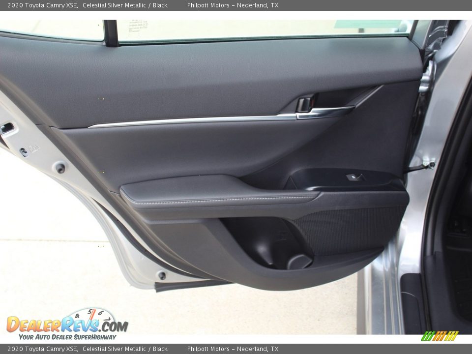 2020 Toyota Camry XSE Celestial Silver Metallic / Black Photo #16