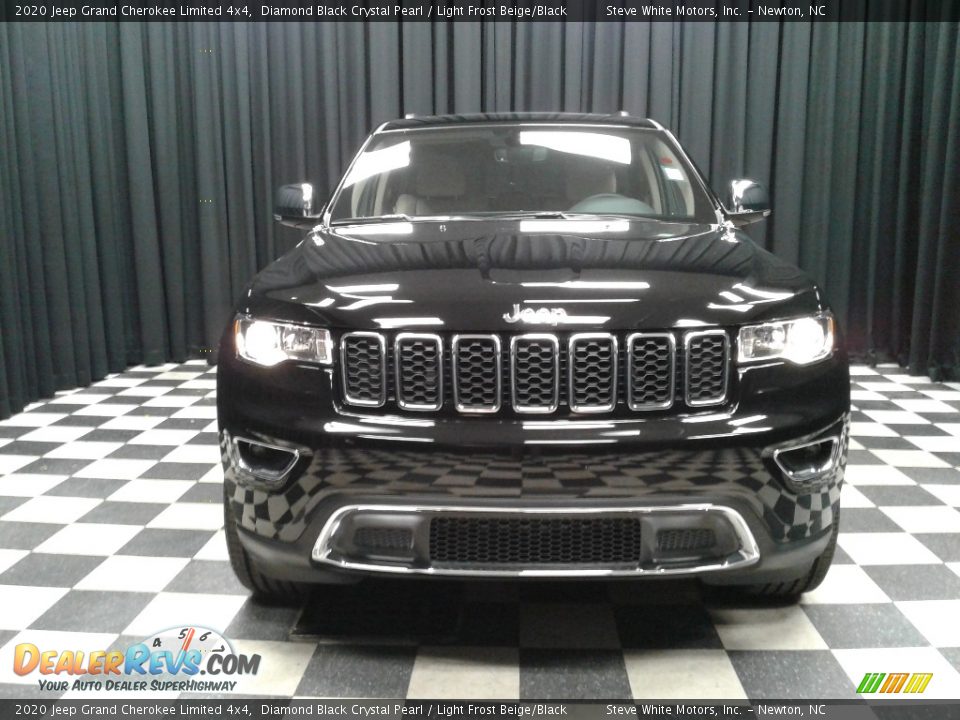 2020 Jeep Grand Cherokee Limited 4x4 Diamond Black Crystal Pearl / Light Frost Beige/Black Photo #3