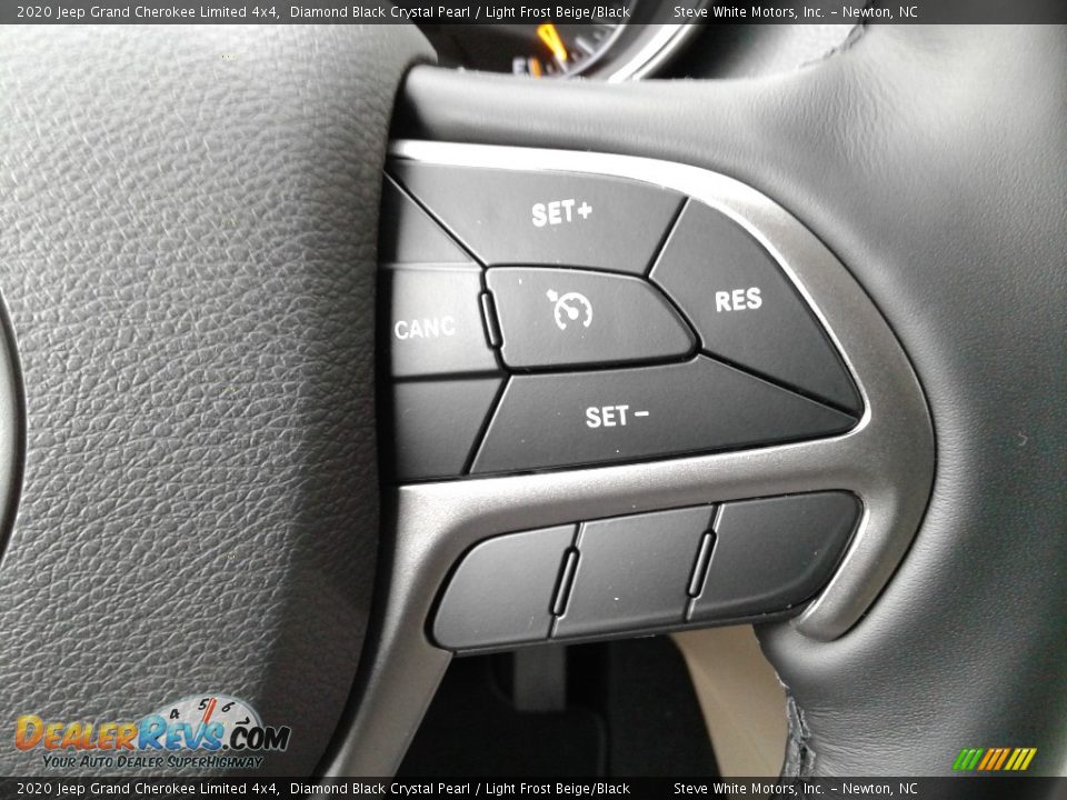 2020 Jeep Grand Cherokee Limited 4x4 Diamond Black Crystal Pearl / Light Frost Beige/Black Photo #19