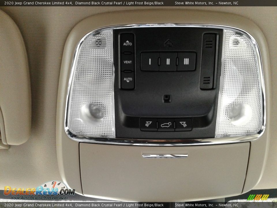 2020 Jeep Grand Cherokee Limited 4x4 Diamond Black Crystal Pearl / Light Frost Beige/Black Photo #33