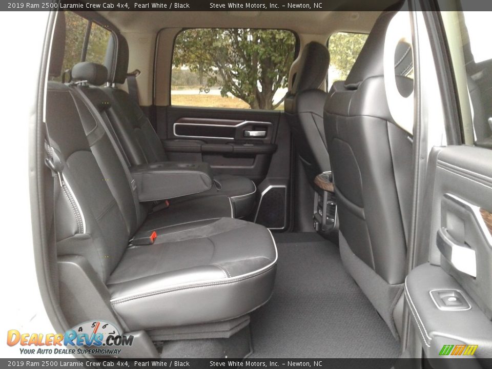 2019 Ram 2500 Laramie Crew Cab 4x4 Pearl White / Black Photo #16