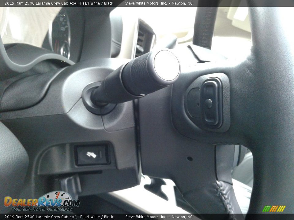 2019 Ram 2500 Laramie Crew Cab 4x4 Pearl White / Black Photo #18