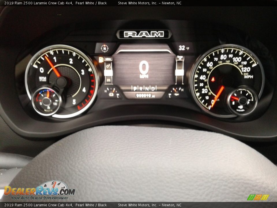 2019 Ram 2500 Laramie Crew Cab 4x4 Pearl White / Black Photo #21