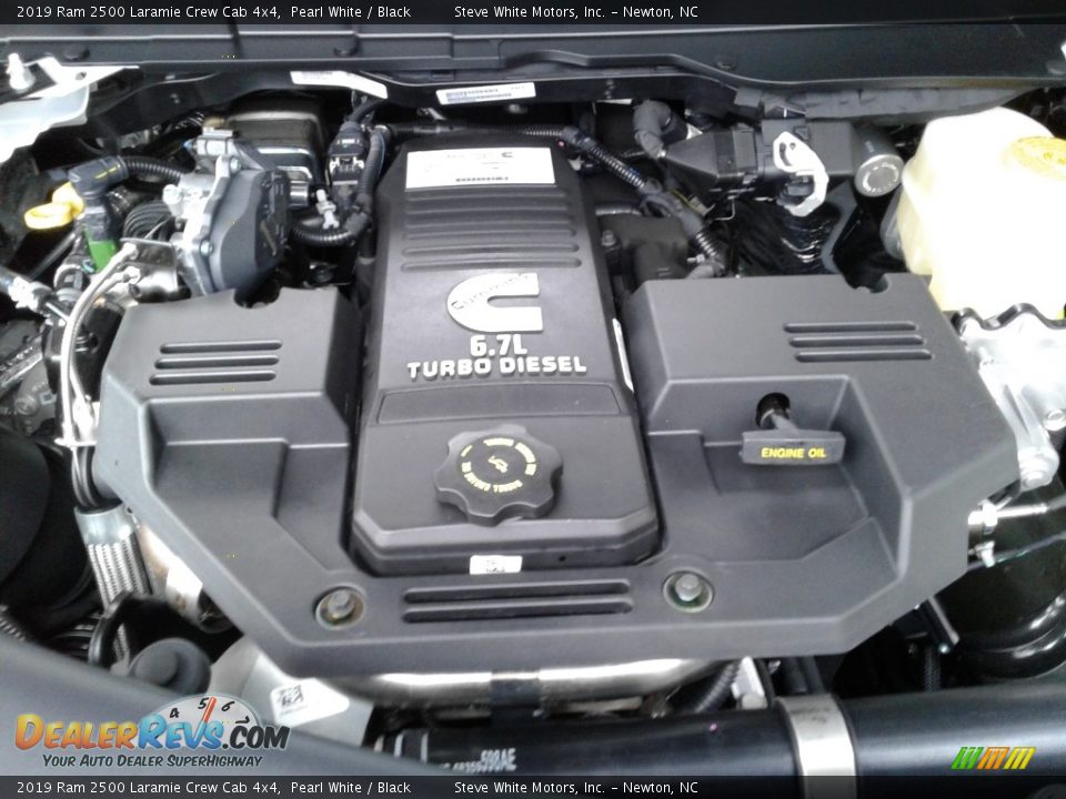 2019 Ram 2500 Laramie Crew Cab 4x4 Pearl White / Black Photo #35