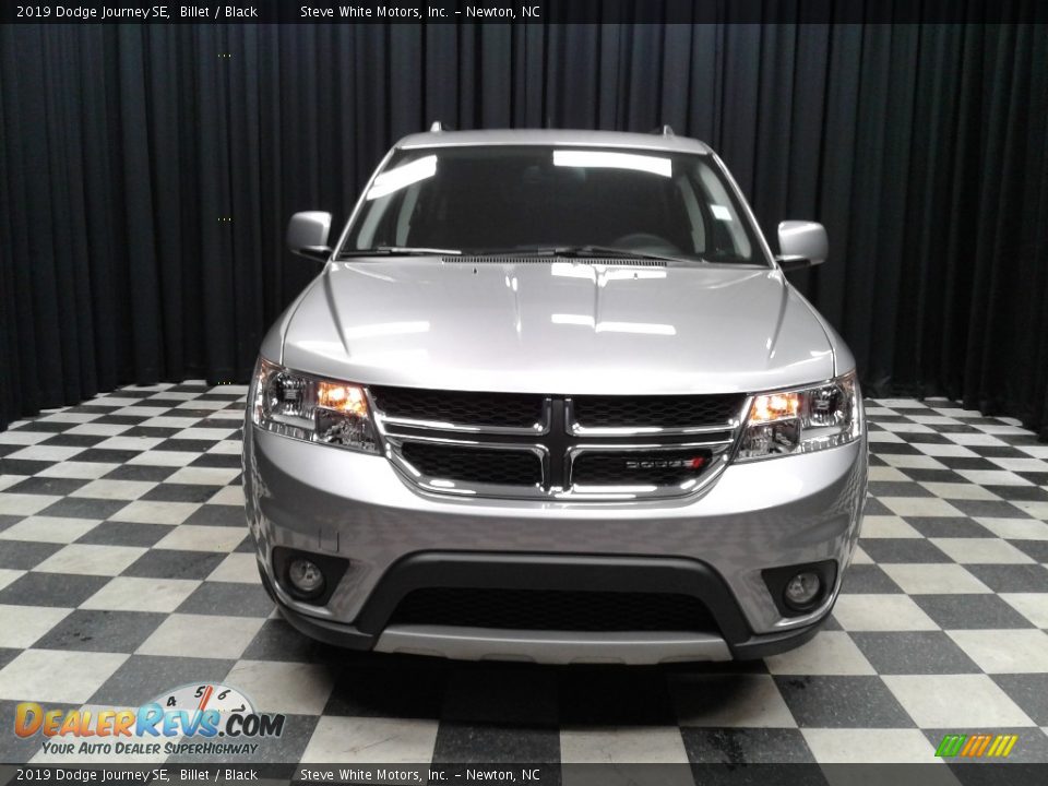 2019 Dodge Journey SE Billet / Black Photo #3