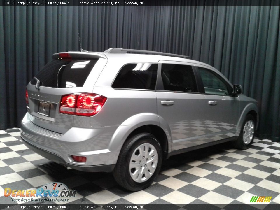 2019 Dodge Journey SE Billet / Black Photo #6
