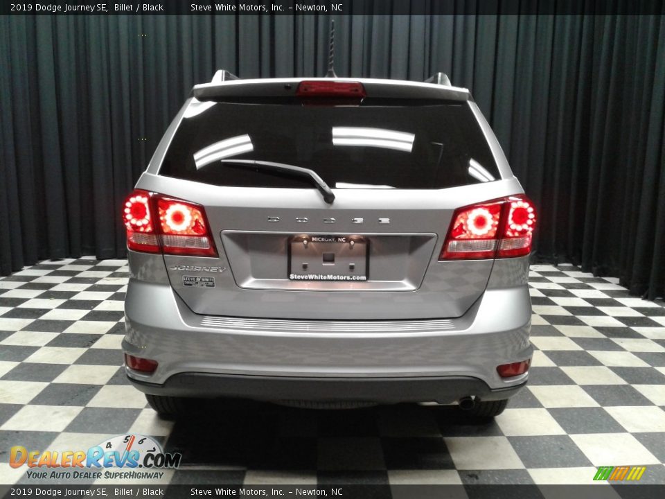 2019 Dodge Journey SE Billet / Black Photo #7