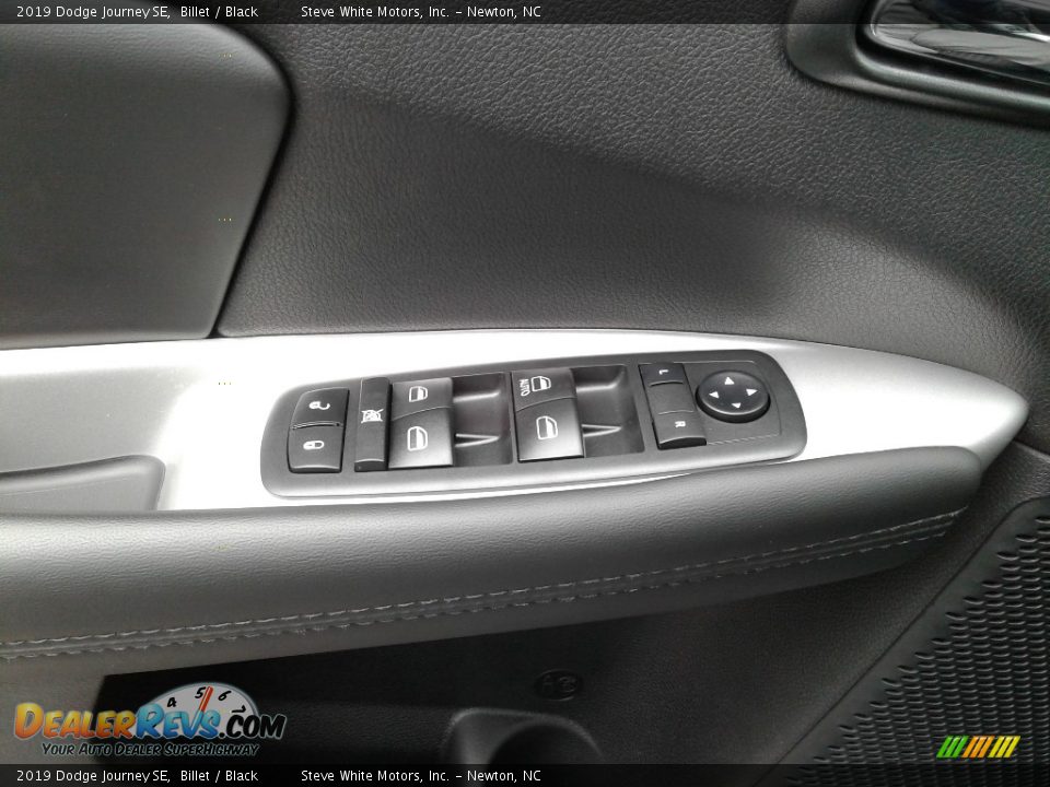 2019 Dodge Journey SE Billet / Black Photo #9