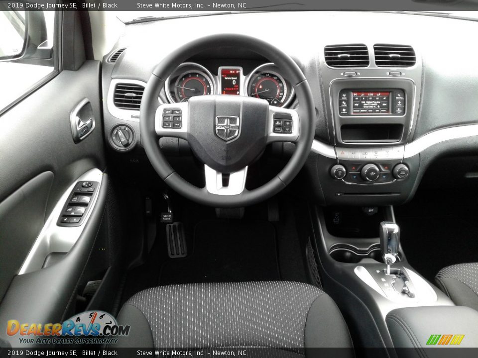 2019 Dodge Journey SE Billet / Black Photo #28