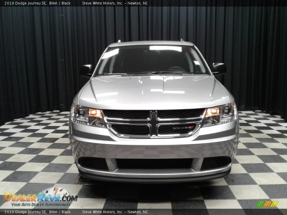 2019 Dodge Journey SE Billet / Black Photo #3