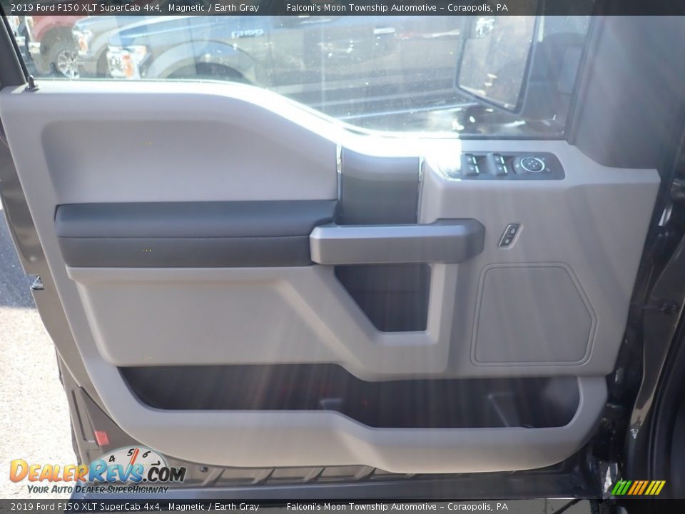 2019 Ford F150 XLT SuperCab 4x4 Magnetic / Earth Gray Photo #11
