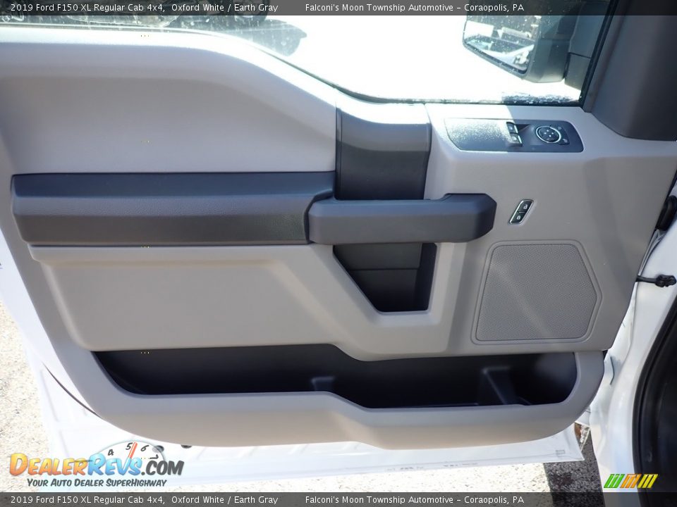 2019 Ford F150 XL Regular Cab 4x4 Oxford White / Earth Gray Photo #10