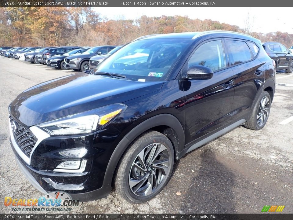 Front 3/4 View of 2020 Hyundai Tucson Sport AWD Photo #5