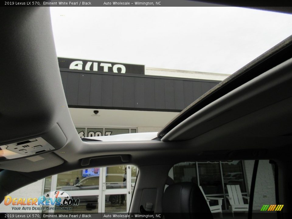 2019 Lexus LX 570 Eminent White Pearl / Black Photo #14