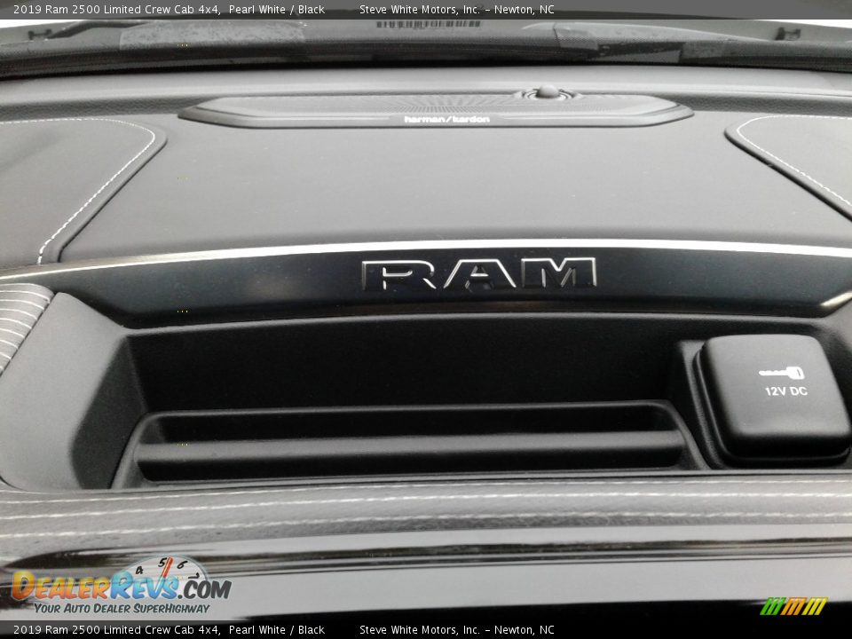 2019 Ram 2500 Limited Crew Cab 4x4 Pearl White / Black Photo #24