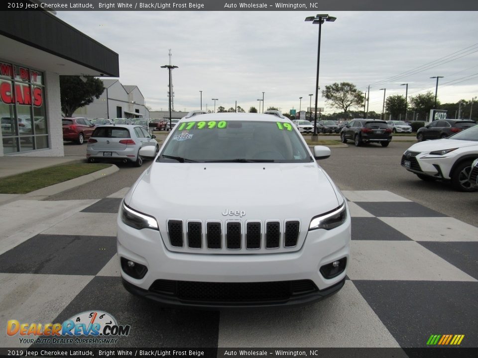 2019 Jeep Cherokee Latitude Bright White / Black/Light Frost Beige Photo #2