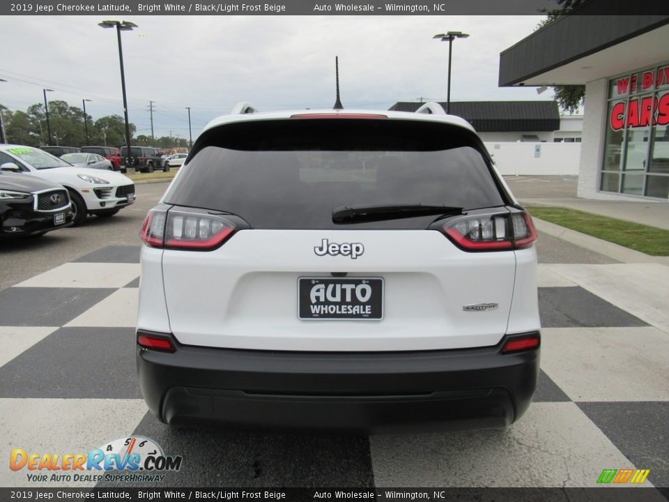 2019 Jeep Cherokee Latitude Bright White / Black/Light Frost Beige Photo #4