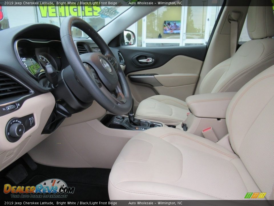 2019 Jeep Cherokee Latitude Bright White / Black/Light Frost Beige Photo #11