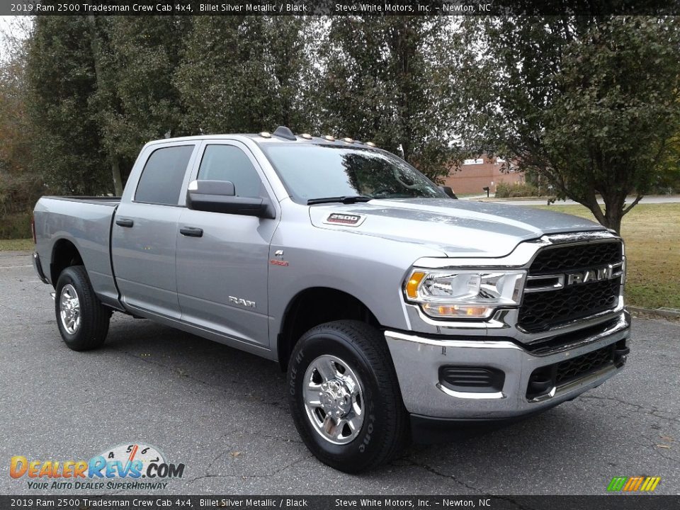 Front 3/4 View of 2019 Ram 2500 Tradesman Crew Cab 4x4 Photo #4