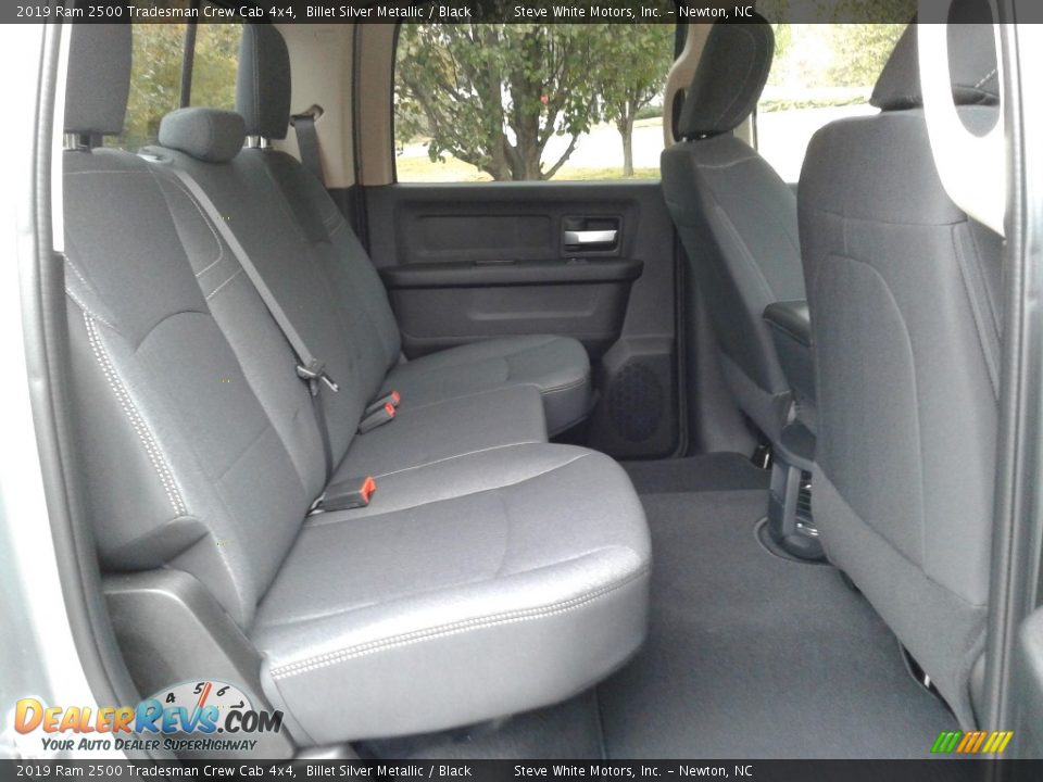 2019 Ram 2500 Tradesman Crew Cab 4x4 Billet Silver Metallic / Black Photo #13