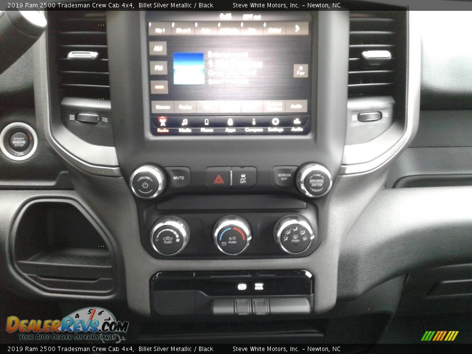 2019 Ram 2500 Tradesman Crew Cab 4x4 Billet Silver Metallic / Black Photo #18
