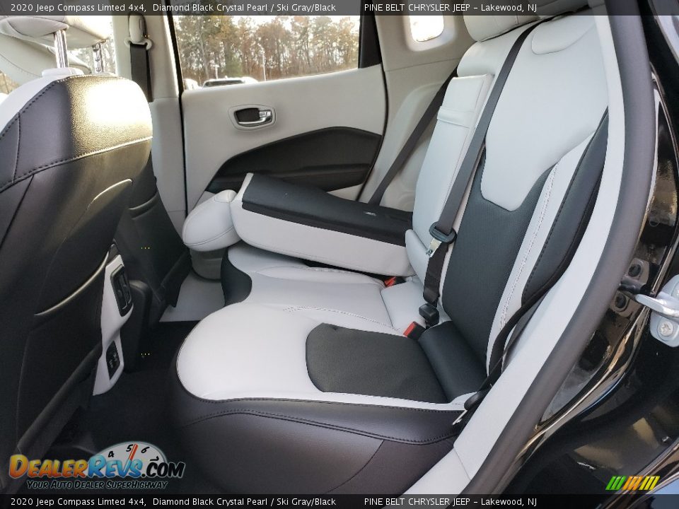 2020 Jeep Compass Limted 4x4 Diamond Black Crystal Pearl / Ski Gray/Black Photo #6