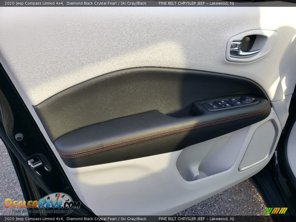 2020 Jeep Compass Limted 4x4 Diamond Black Crystal Pearl / Ski Gray/Black Photo #8